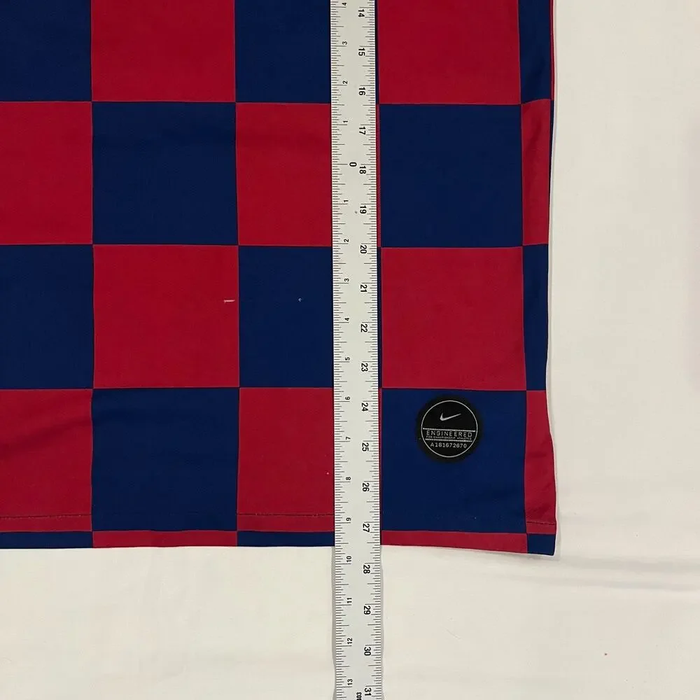 Lionel Messi FC Barcelona Nike Men's Red/Blue Checkered 2019 Home Jersey SZ L